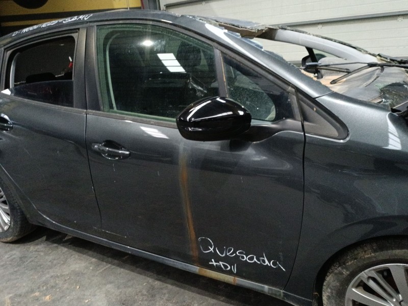 Recambio de puerta delantera derecha para peugeot 208 i (ca_, cc_) 1.6 hdi / bluehdi 75 referencia OEM IAM   