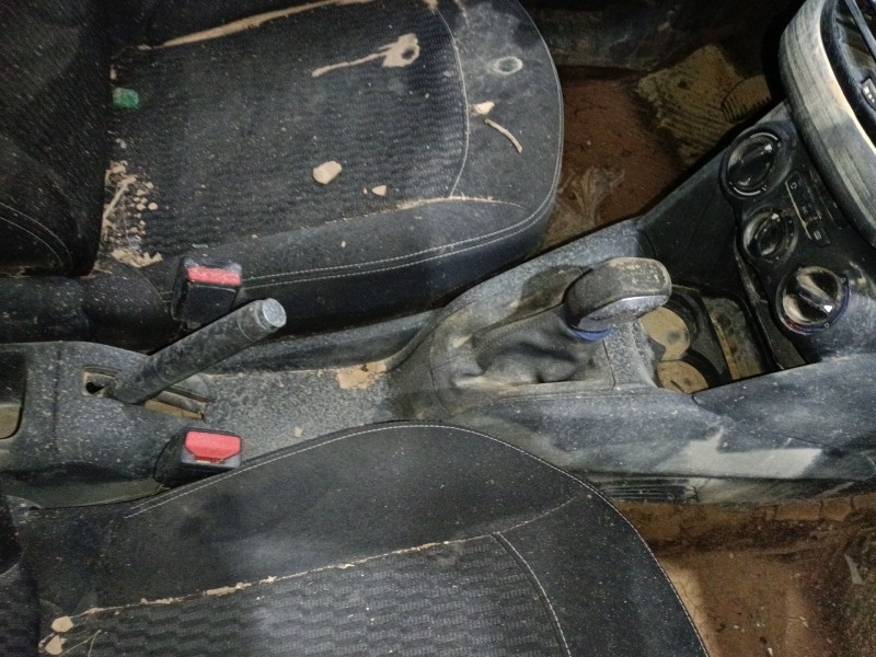 Recambio de consola central para peugeot 208 i (ca_, cc_) 1.6 hdi / bluehdi 75 referencia OEM IAM   