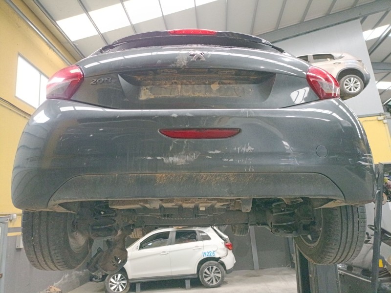 Recambio de paragolpes trasero para peugeot 208 i (ca_, cc_) 1.6 hdi / bluehdi 75 referencia OEM IAM   