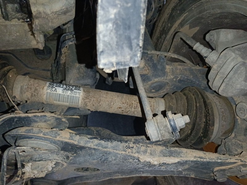 Recambio de transmision delantera izquierda para peugeot 208 i (ca_, cc_) 1.6 hdi / bluehdi 75 referencia OEM IAM 9656135230  