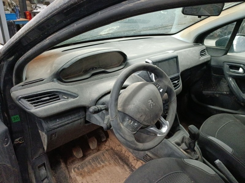 Recambio de salpicadero para peugeot 208 i (ca_, cc_) 1.6 hdi / bluehdi 75 referencia OEM IAM   