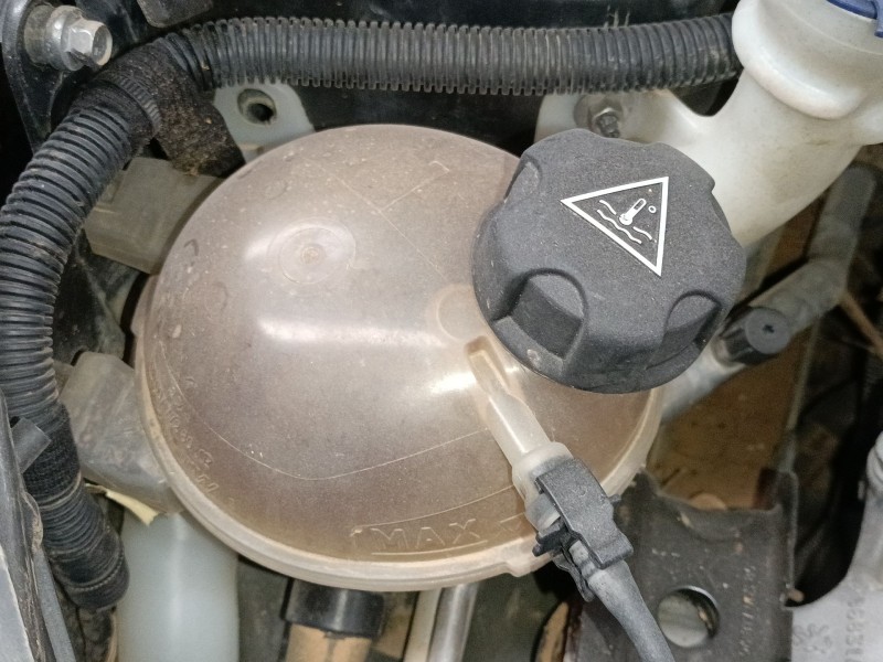 Recambio de deposito expansion para peugeot 208 i (ca_, cc_) 1.6 hdi / bluehdi 75 referencia OEM IAM   