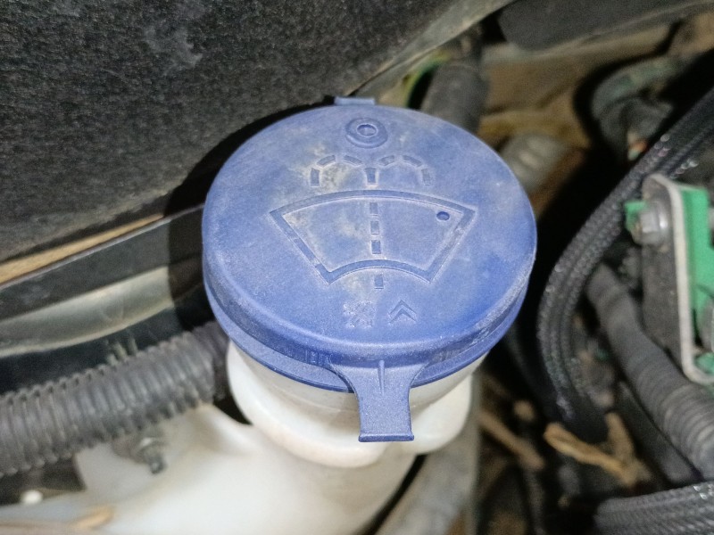 Recambio de deposito limpia para peugeot 208 i (ca_, cc_) 1.6 hdi / bluehdi 75 referencia OEM IAM   