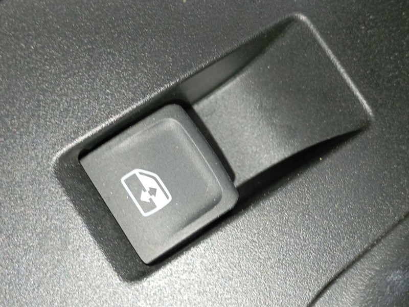 Recambio de mando elevalunas trasero izquierdo para seat leon (kl1, klg) 2.0 tdi referencia OEM IAM   