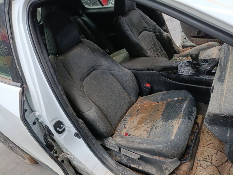 lexus ux (_aa1_, _ah1_, _ma1_) del año 2023