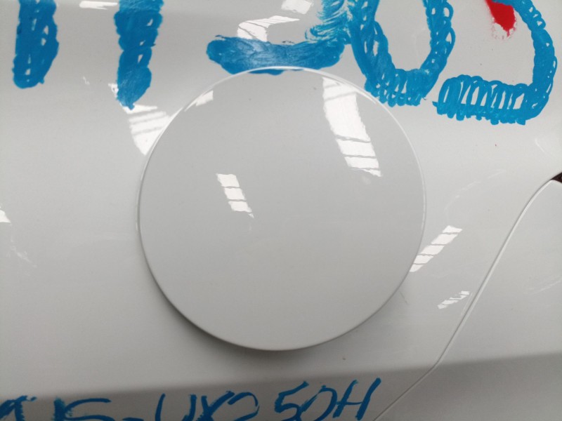 Recambio de tapa exterior combustible para lexus ux (_aa1_, _ah1_, _ma1_) 250h (mzah10) referencia OEM IAM   