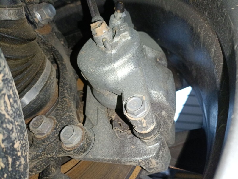 Recambio de pinza freno delantera derecha para lexus ux (_aa1_, _ah1_, _ma1_) 250h (mzah10) referencia OEM IAM   