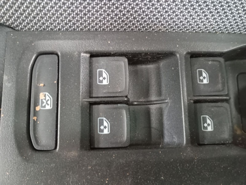 Recambio de mando elevalunas delantero izquierdo para seat leon (kl1, klg) 2.0 tdi referencia OEM IAM   