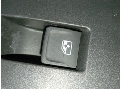 MANDO ELEVALUNAS TRASERO DERECHO 