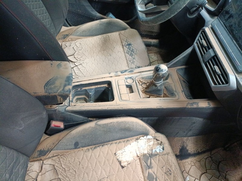Recambio de consola central para seat leon (kl1, klg) 1.5 tsi referencia OEM IAM   