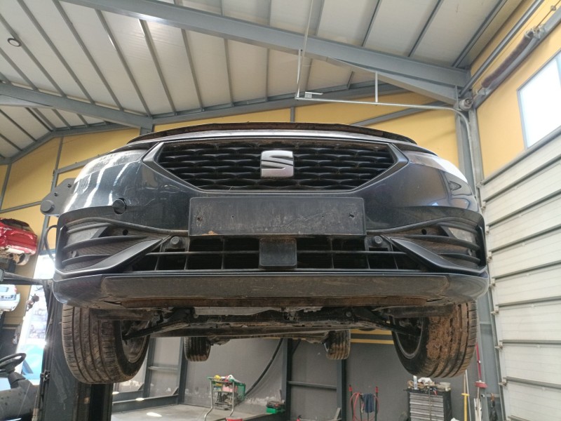 Recambio de paragolpes delantero para seat leon (kl1, klg) 1.5 tsi referencia OEM IAM   