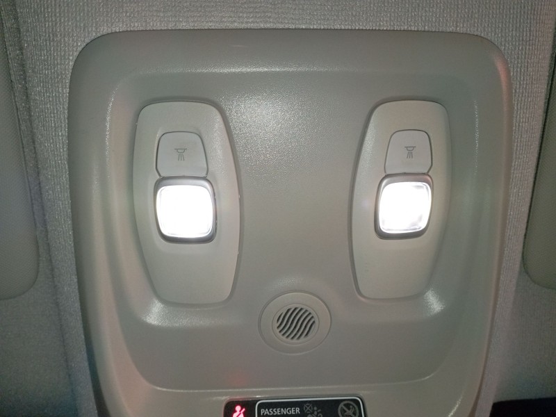 Recambio de luz interior para renault clio iv (bh_) 1.5 dci 90 referencia OEM IAM   