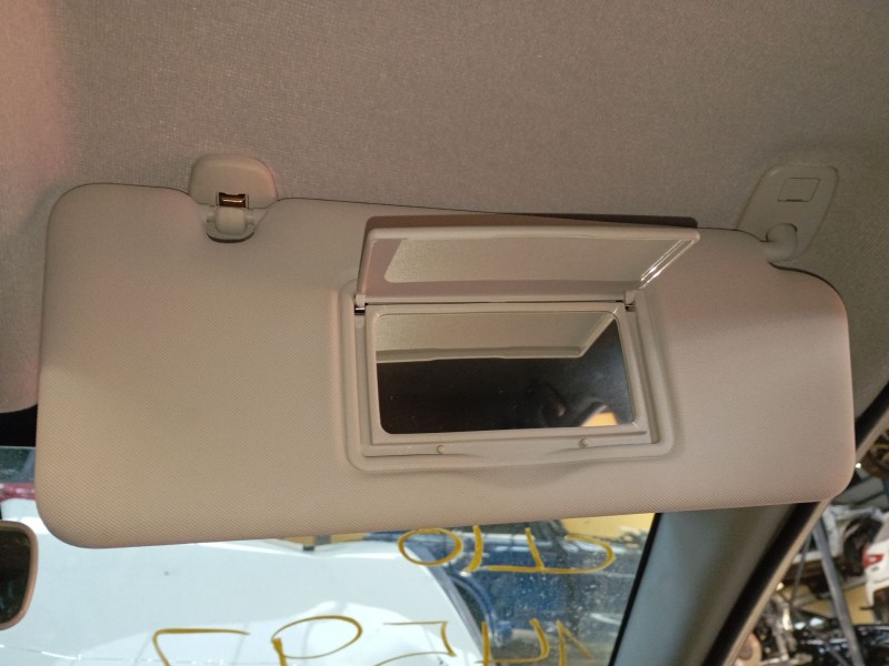 Recambio de parasol derecho para renault clio iv (bh_) 1.5 dci 90 referencia OEM IAM   