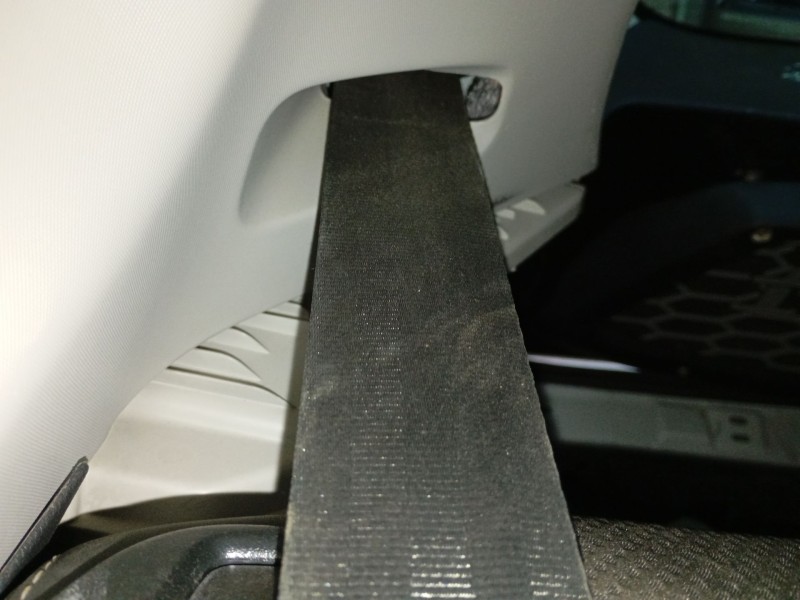 Recambio de cinturon seguridad trasero derecho para renault clio iv (bh_) 1.5 dci 90 referencia OEM IAM   