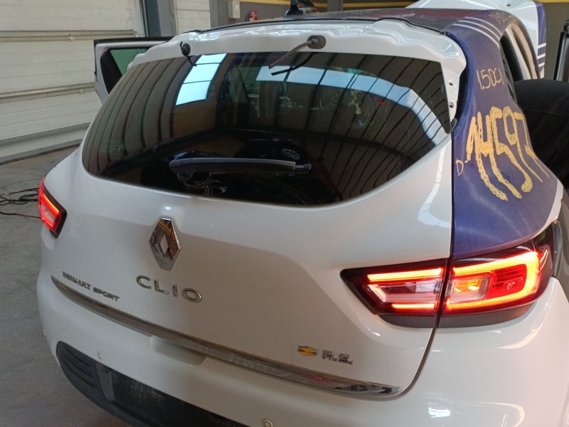 Recambio de porton trasero para renault clio iv (bh_) 1.5 dci 90 referencia OEM IAM   