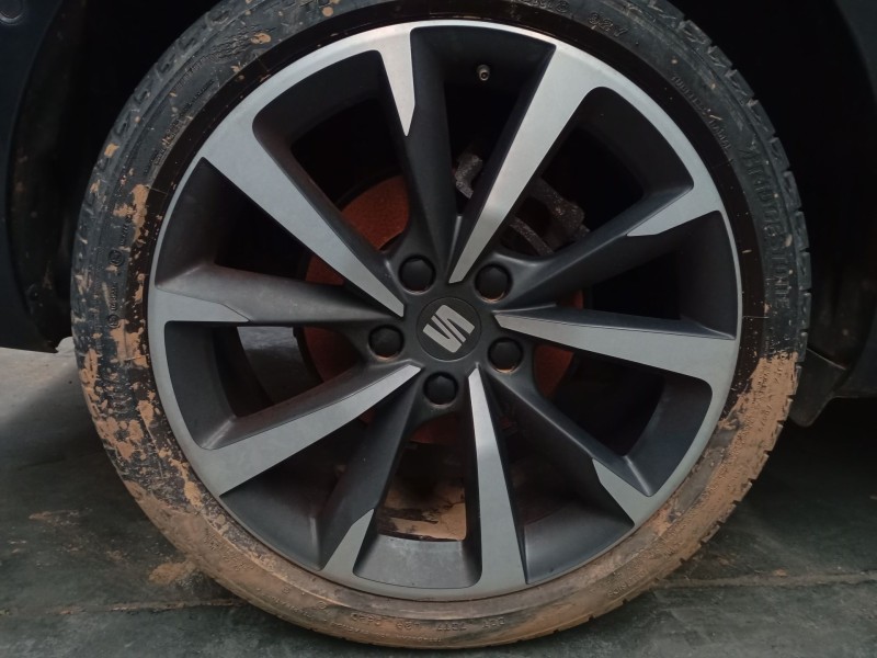 Recambio de juego llantas para seat leon (kl1, klg) 2.0 tdi referencia OEM IAM 225/40/18  