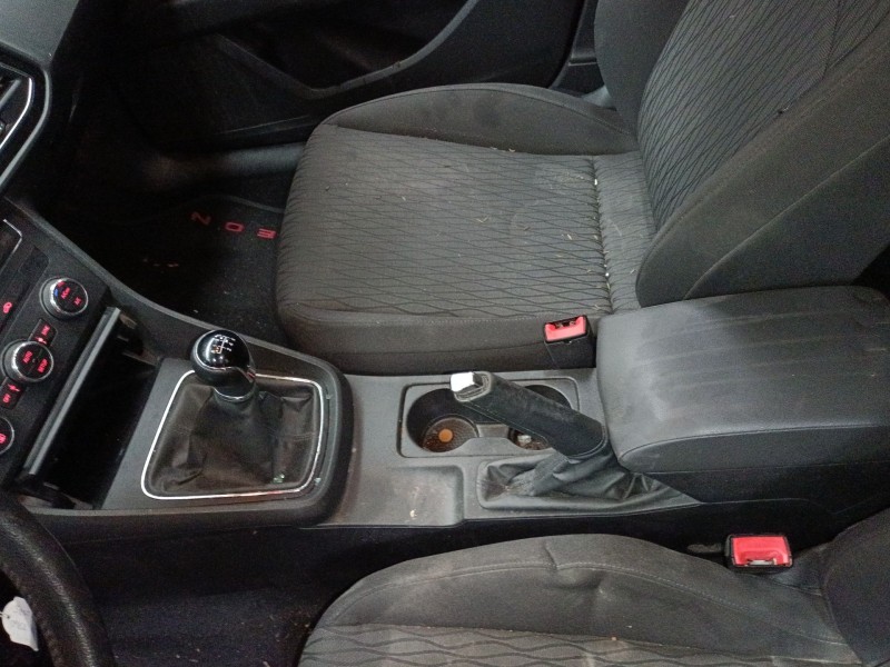 Recambio de consola central para seat leon (5f1) 1.2 tsi referencia OEM IAM   