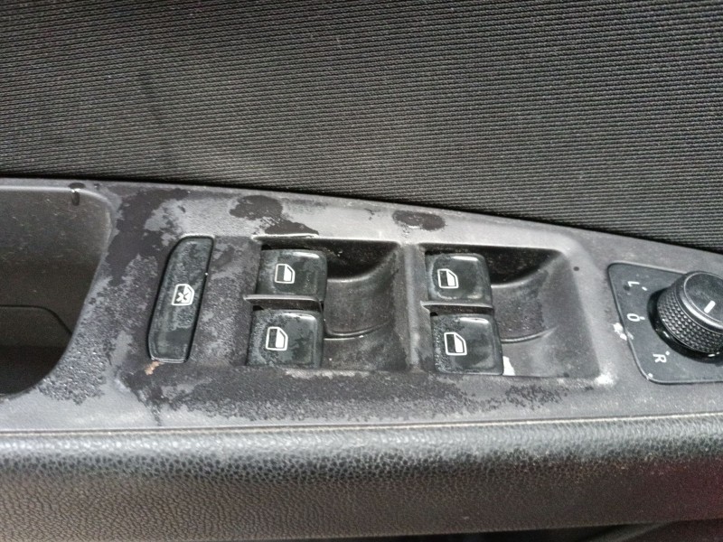 Recambio de mando elevalunas delantero izquierdo para seat leon (5f1) 1.2 tsi referencia OEM IAM   