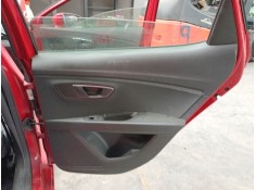 GUARNECIDO PUERTA TRASERA DERECHA 