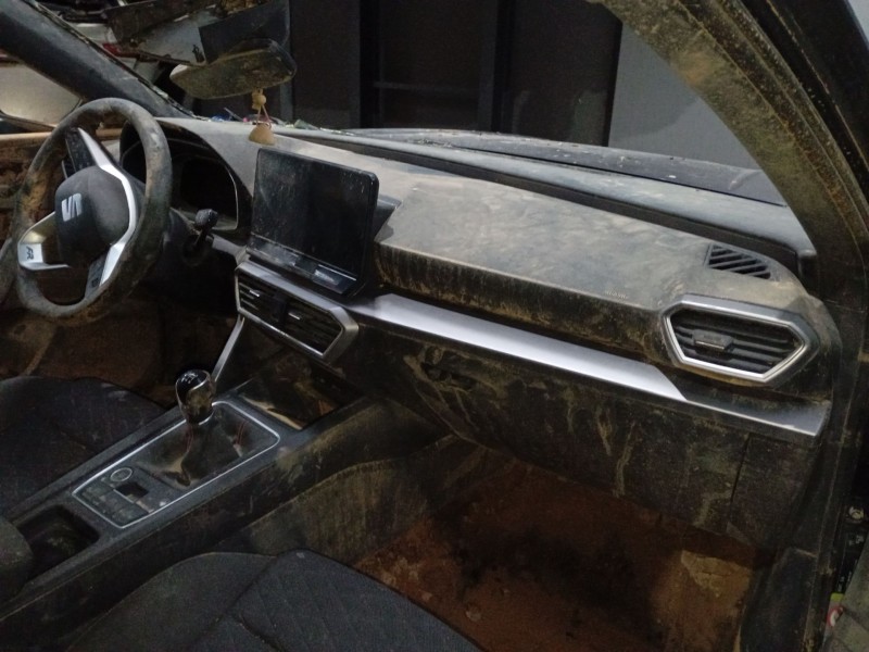 Recambio de salpicadero para seat leon (kl1, klg) 1.5 tsi referencia OEM IAM   