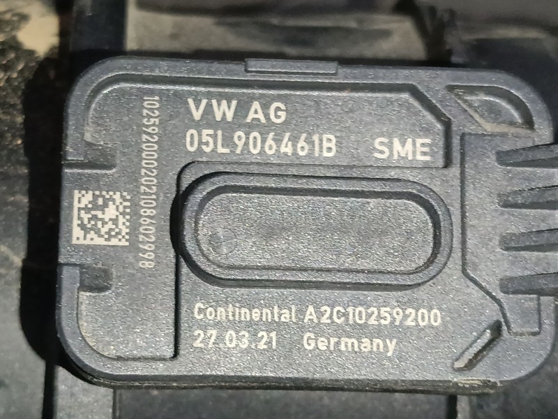 Recambio de caudalimetro para seat leon (kl1, klg) 2.0 tdi referencia OEM IAM 05L906461B A2C10259200 