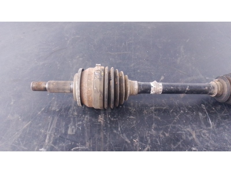 Recambio de transmision delantera izquierda para toyota auris (_e18_) 1.4 d-4d (nde180_) referencia OEM IAM   