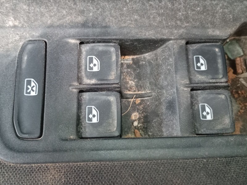 Recambio de mando elevalunas delantero izquierdo para volkswagen tiguan (ad1, ax1) 1.5 tsi referencia OEM IAM   