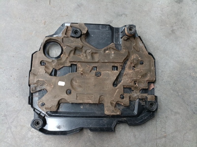 Recambio de tapa motor para volkswagen tiguan (ad1, ax1) 2.0 tdi referencia OEM IAM   