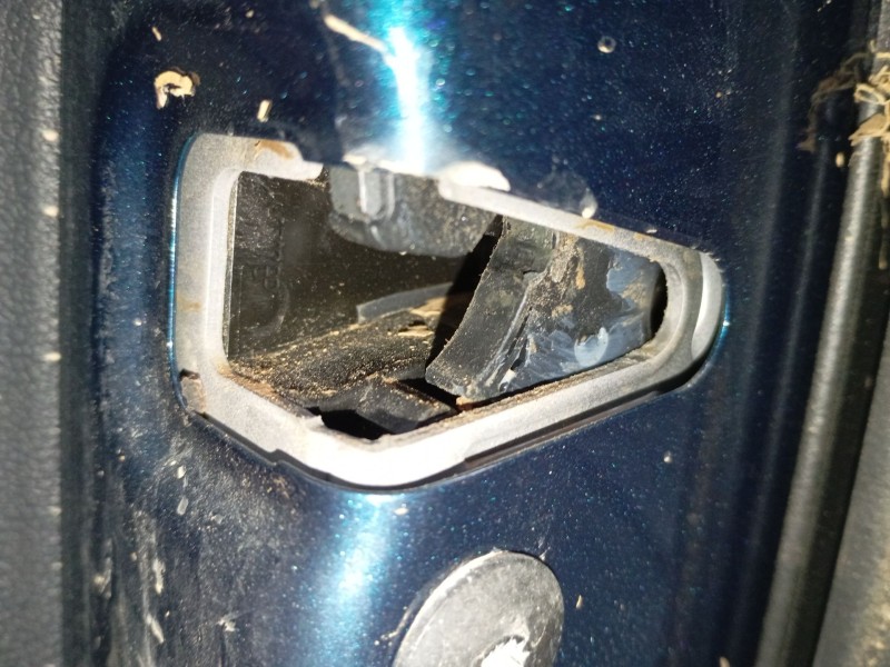 Recambio de cerradura puerta delantera derecha para volkswagen tiguan (ad1, ax1) 1.5 tsi referencia OEM IAM   