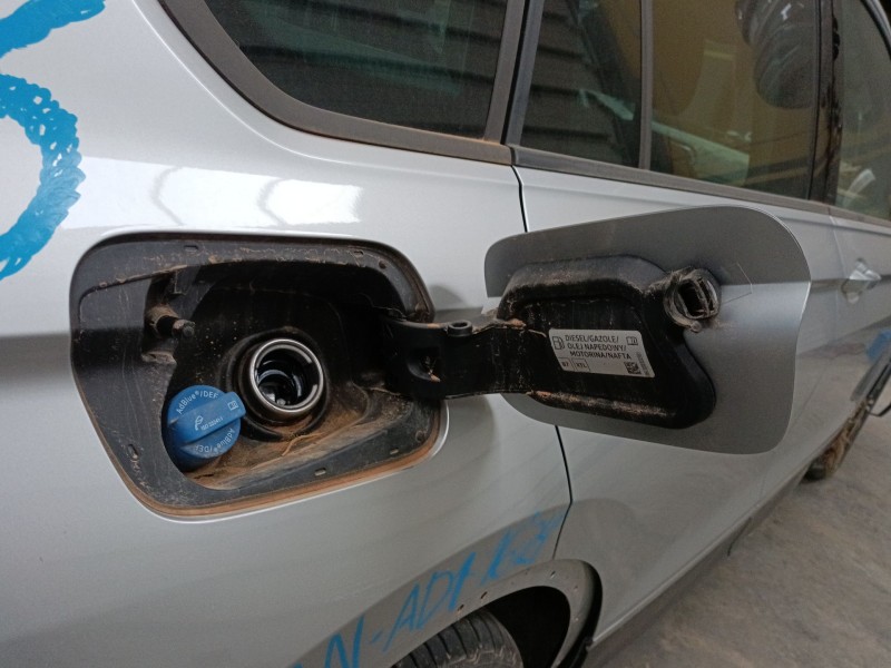 Recambio de tapa exterior combustible para volkswagen tiguan (ad1, ax1) 2.0 tdi referencia OEM IAM   