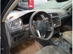 Recambio de salpicadero para volkswagen tiguan (ad1, ax1) 1.5 tsi referencia OEM IAM    2