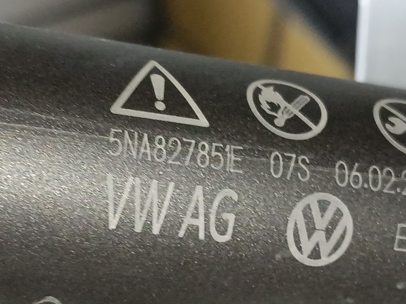 Recambio de amortiguador porton trasero izquierdo para volkswagen tiguan (ad1, ax1) 2.0 tdi referencia OEM IAM 5NA827851E  