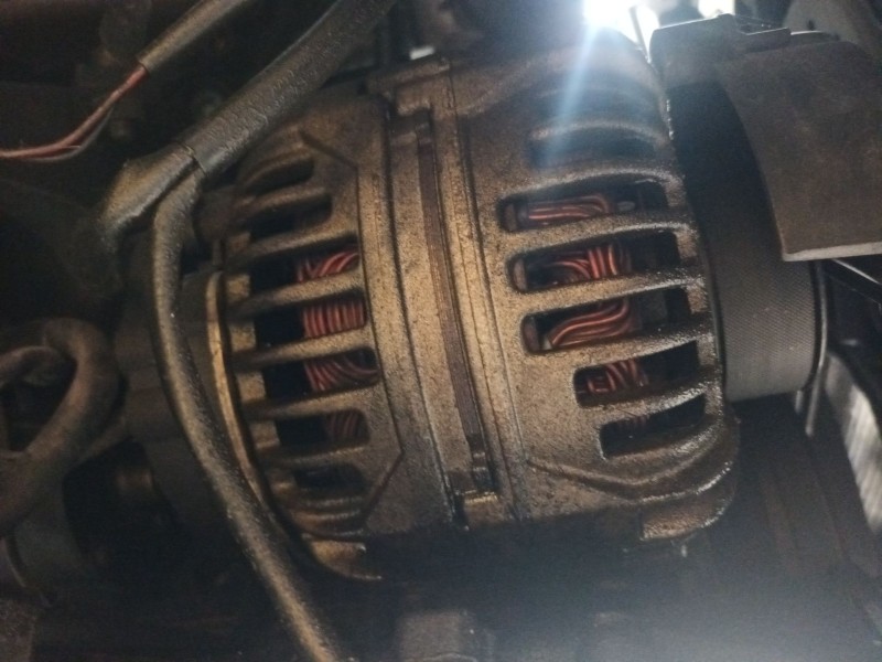 Recambio de alternador para audi a4 cabrio (8h) referencia OEM IAM   