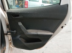 GUARNECIDO PUERTA TRASERA DERECHA 