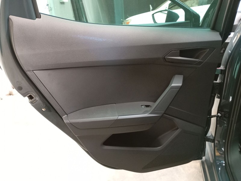 Recambio de guarnecido puerta trasera izquierda para seat ibiza v (kj1, kjg) 1.0 tsi referencia OEM IAM   
