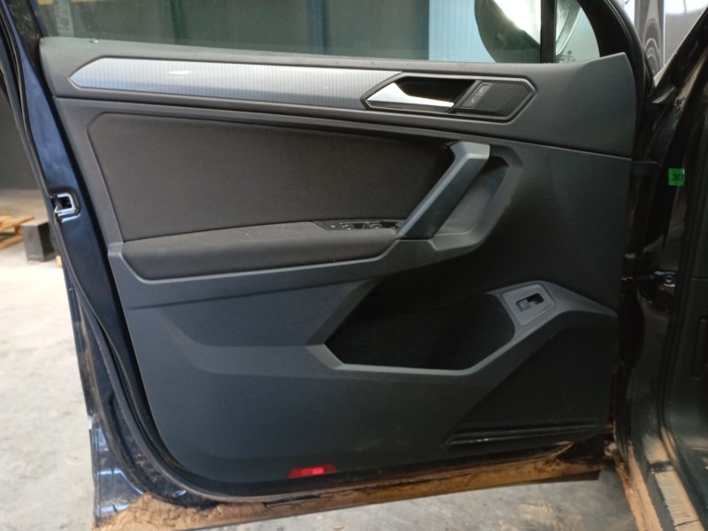 Recambio de guarnecido puerta delantera izquierda para volkswagen tiguan (ad1, ax1) 2.0 tdi referencia OEM IAM   