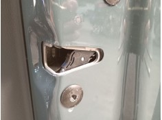 CERRADURA PUERTA DELANTERA DERECHA 