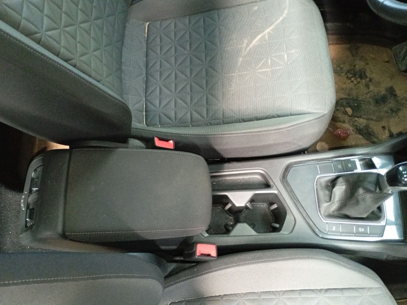 Recambio de consola central para volkswagen tiguan (ad1, ax1) 2.0 tdi referencia OEM IAM   
