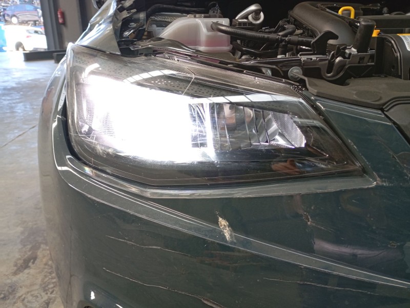 Recambio de faro derecho para seat ibiza v (kj1, kjg) 1.0 tsi referencia OEM IAM   