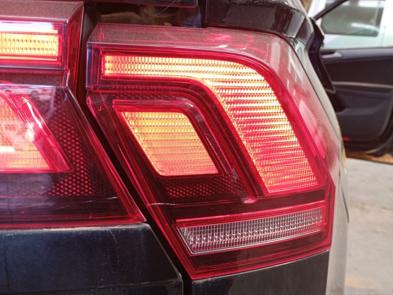 Recambio de piloto trasero derecho para volkswagen tiguan (ad1, ax1) 2.0 tdi referencia OEM IAM   