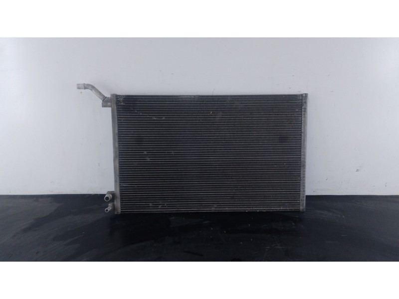 Recambio de radiador agua para jaguar xe (x760) 2.0 d referencia OEM IAM GX738K230BA  P2-B6-28