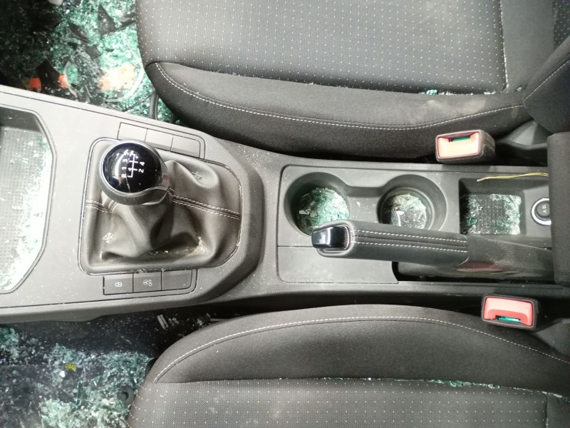 Recambio de consola central para seat ibiza v (kj1, kjg) 1.0 tsi referencia OEM IAM   