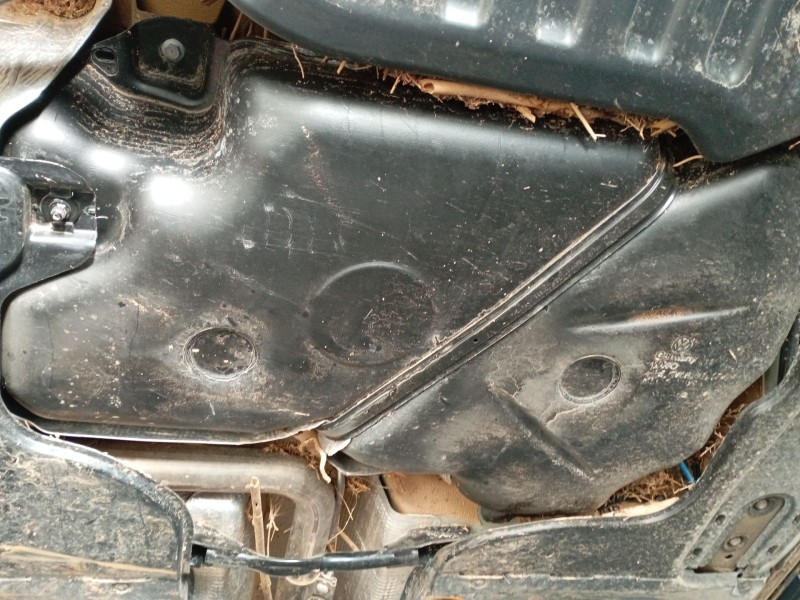 Recambio de deposito combustible para volkswagen tiguan (ad1, ax1) 2.0 tdi referencia OEM IAM   