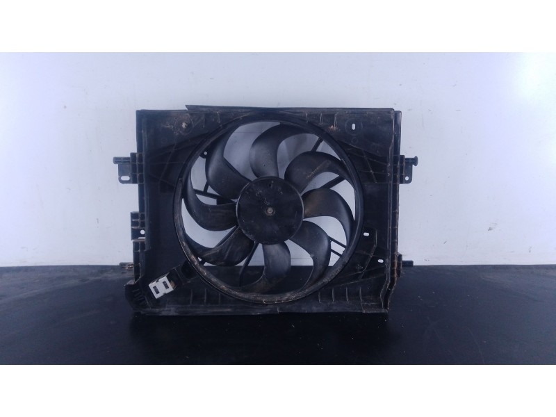 Recambio de electroventilador para renault clio iv (bh_) 0.9 tce 90 lpg referencia OEM IAM   