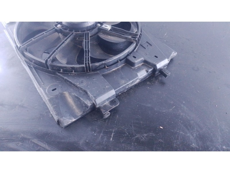 Recambio de electroventilador para renault clio iv (bh_) 0.9 tce 90 lpg referencia OEM IAM   