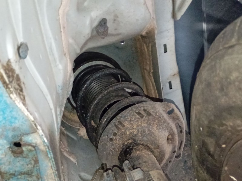 Recambio de amortiguador delantero izquierdo para seat ibiza v (kj1, kjg) 1.0 mpi referencia OEM IAM   