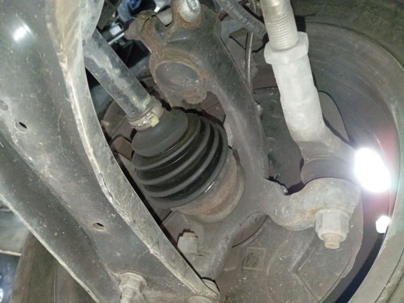 Recambio de mangueta delantera derecha para seat ibiza v (kj1, kjg) 1.0 mpi referencia OEM IAM   