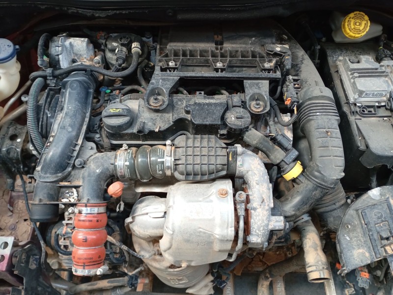 peugeot 2008 i (cu_) del año 2017