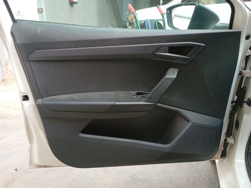 Recambio de guarnecido puerta delantera izquierda para seat ibiza v (kj1, kjg) 1.0 mpi referencia OEM IAM   