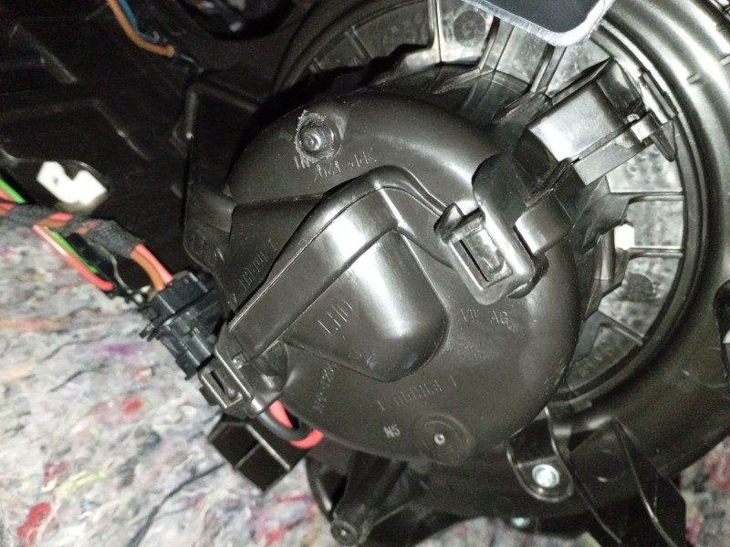 Recambio de ventilador calefaccion para seat ibiza v (kj1, kjg) 1.0 mpi referencia OEM IAM   